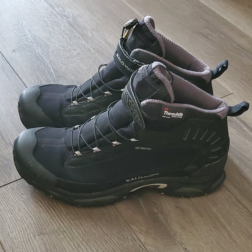 Mens Salomon Insulated boots size 10.5